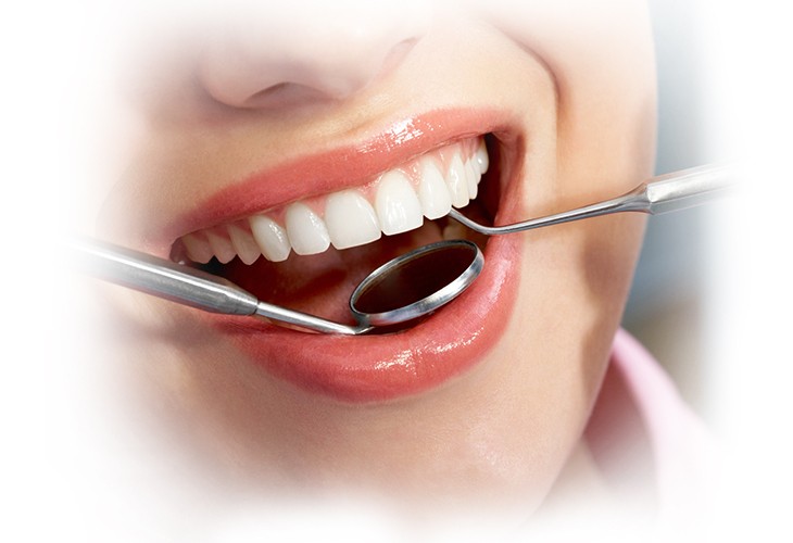 механическое отбеливание зубов